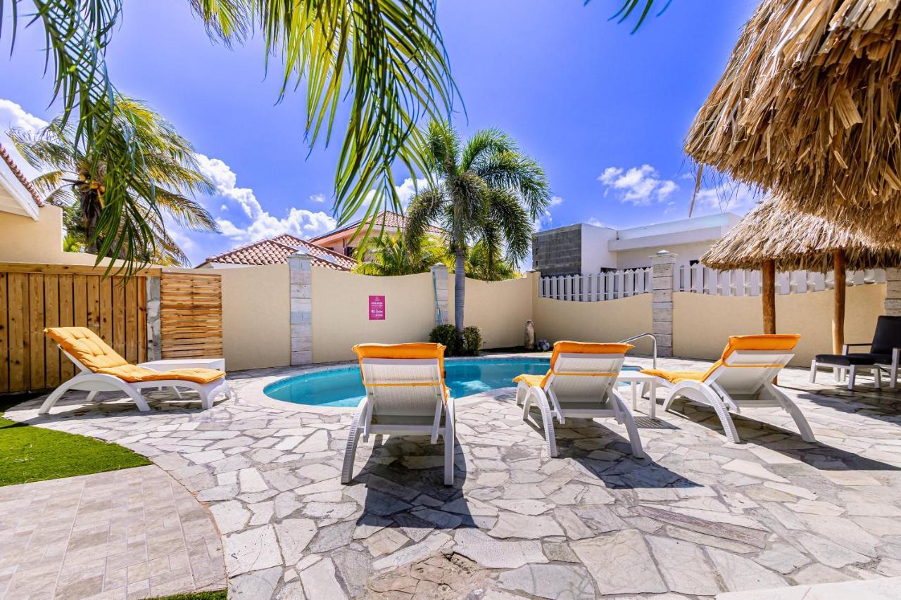 Ruby 15 Villa Palm Beach Exteriör bild